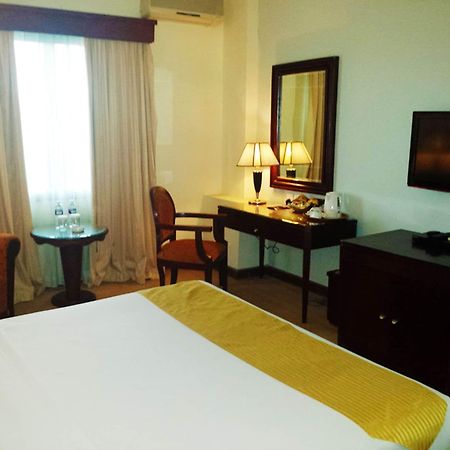 Harbourbay Amir Hotel Batam Eksteriør bilde
