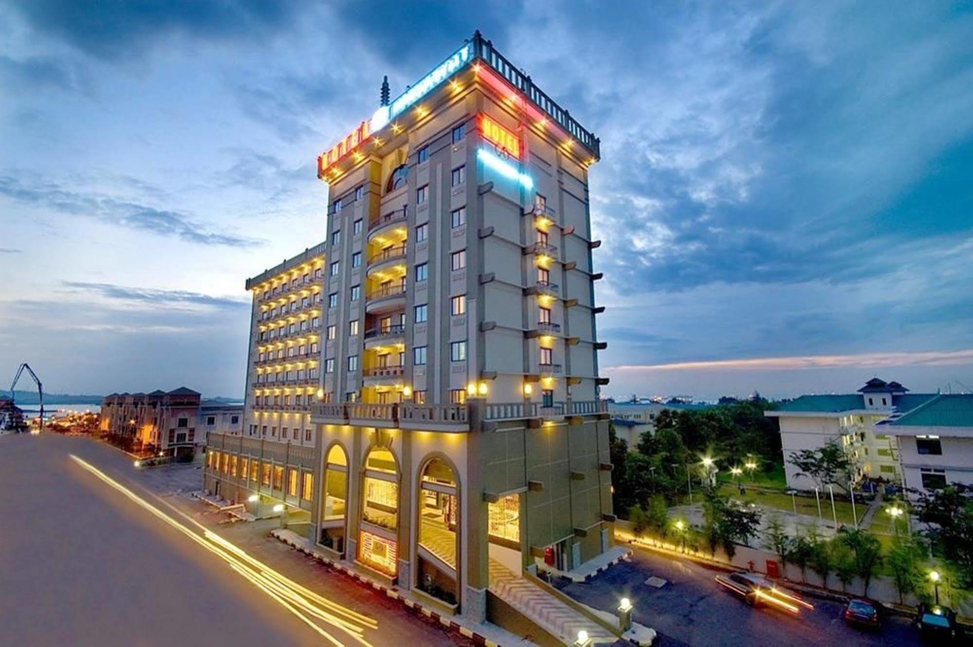 Harbourbay Amir Hotel Batam Eksteriør bilde